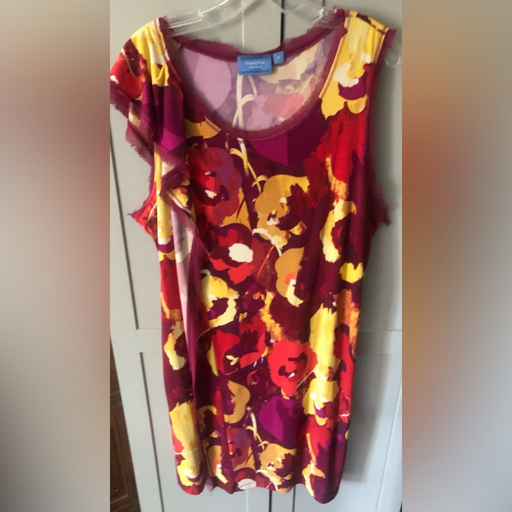 Vera Wang sleeveless dress
